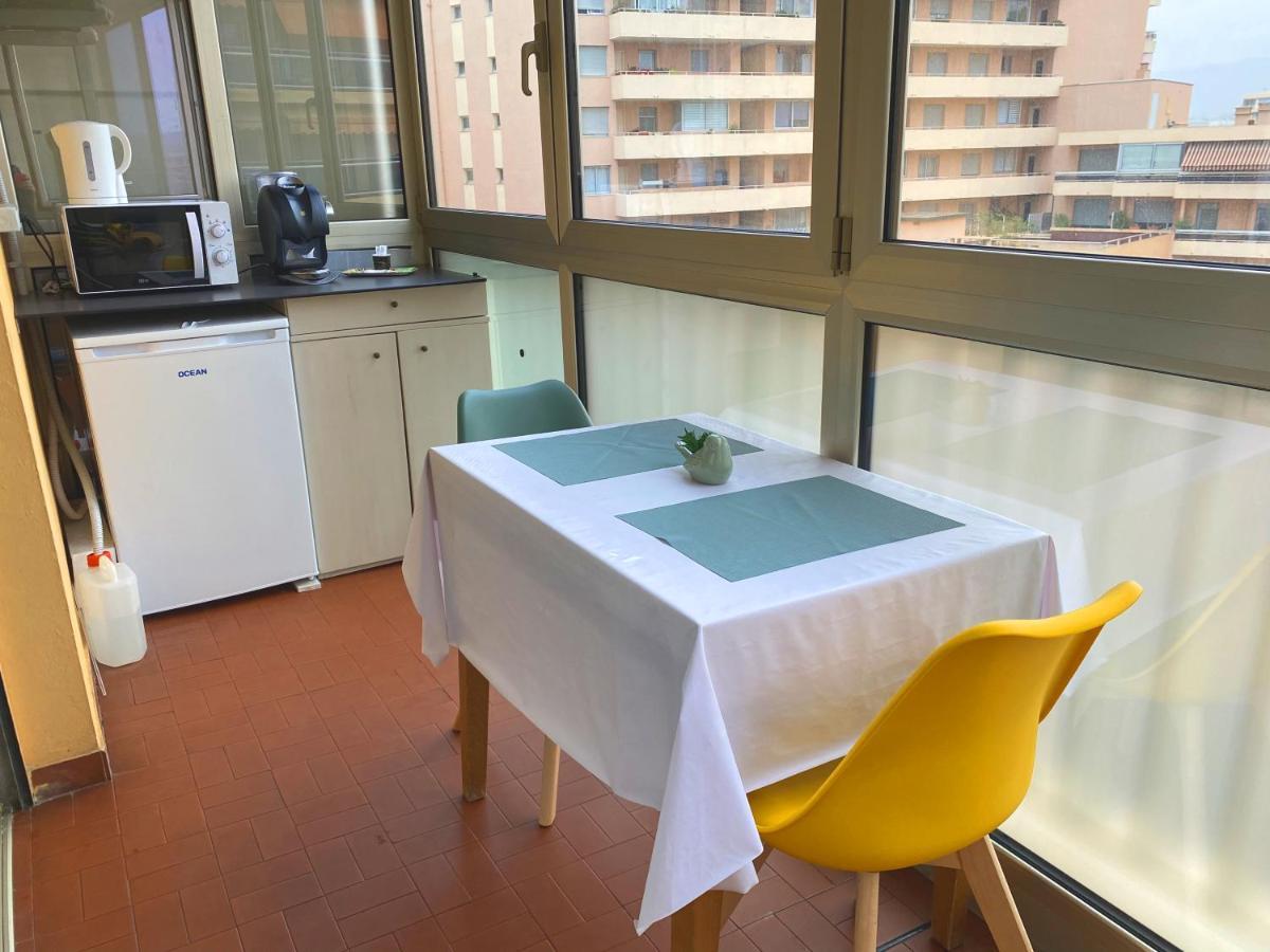 Coquet Logement Front De Mer Cagnes-sur-Mer Buitenkant foto